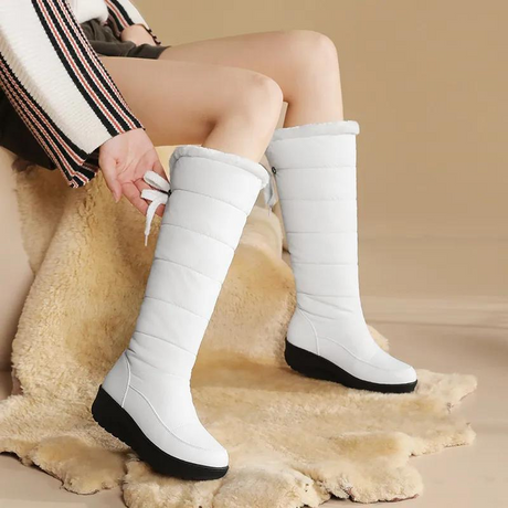Plush Lace-Up Winter Boots for Women – Cozy & Stylish