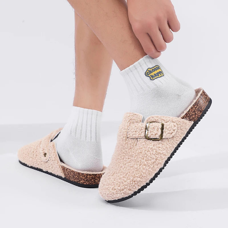 Plush Indoor Slippers for Women – Cozy & Non-Slip Comfort 1