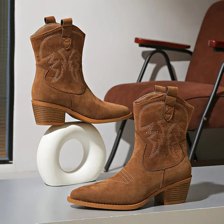Retro Cowboy Boots for Women – Stylish & Comfortable