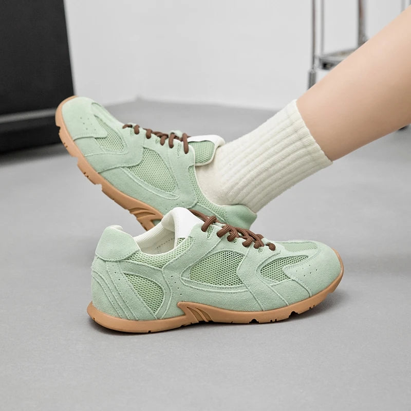 Retro Lace-Up Sneakers for Women – Stylish & Comfortable for Casual Wear