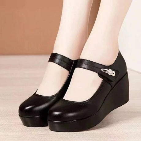 Round Toe Casual Pumps for Women – Comfortable & Versatile Style