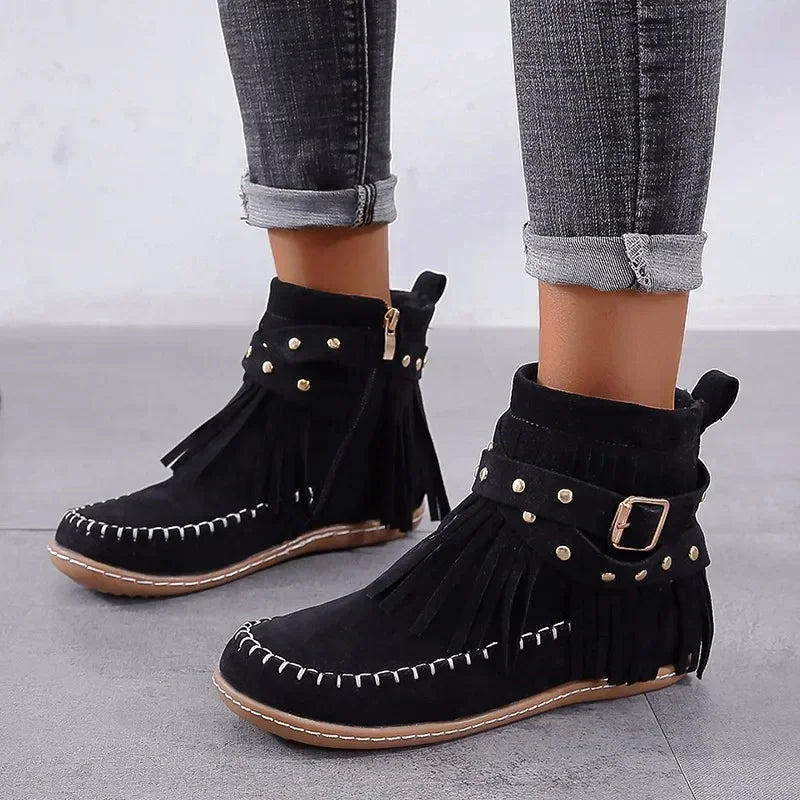 Round Toe Winter Boots for Women – Stylish & Comfortable Snow Footwear