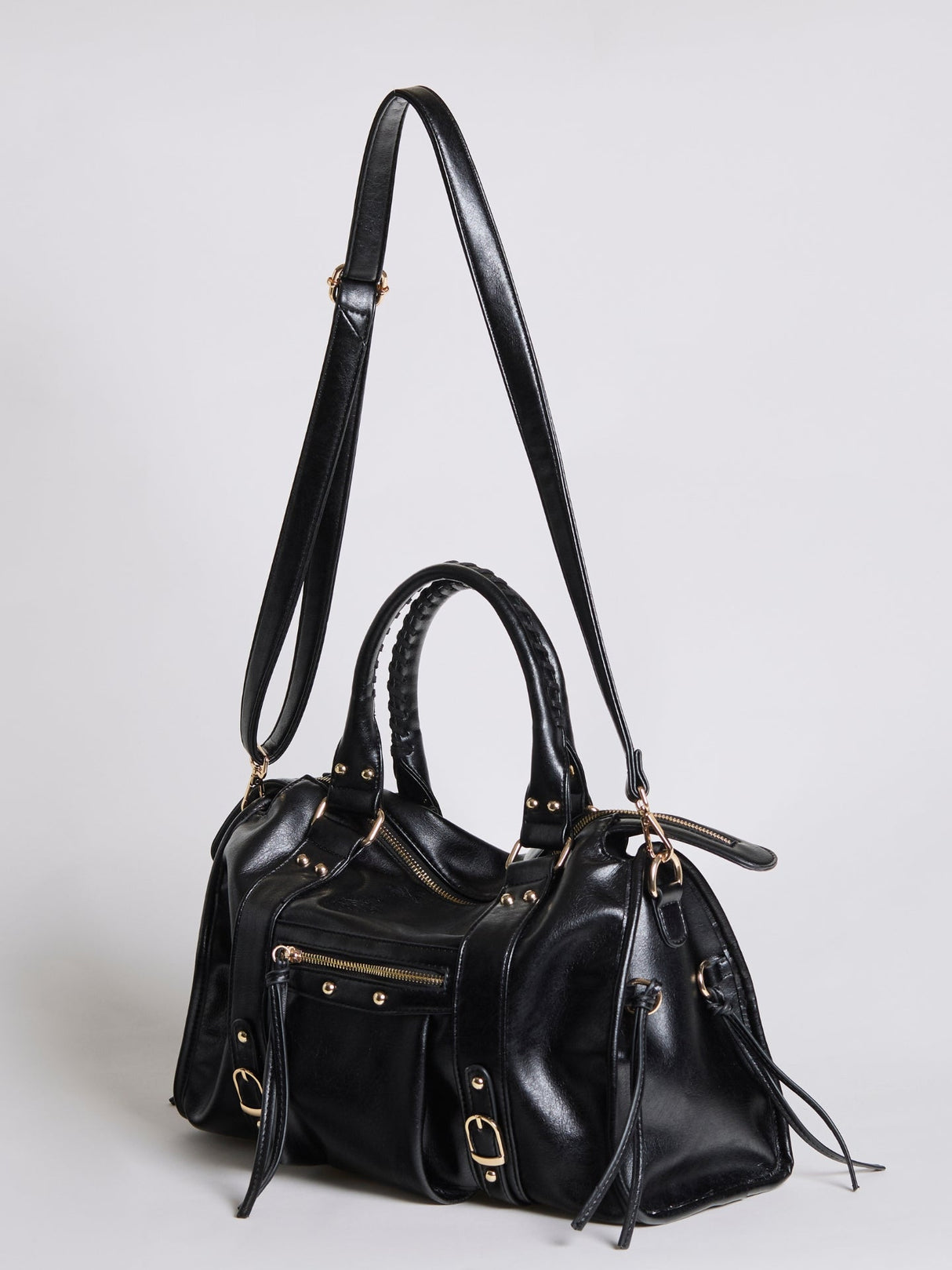Sleek Laptop Bag for Women – Stylish & Versatile Design for 13-Inch Laptops
