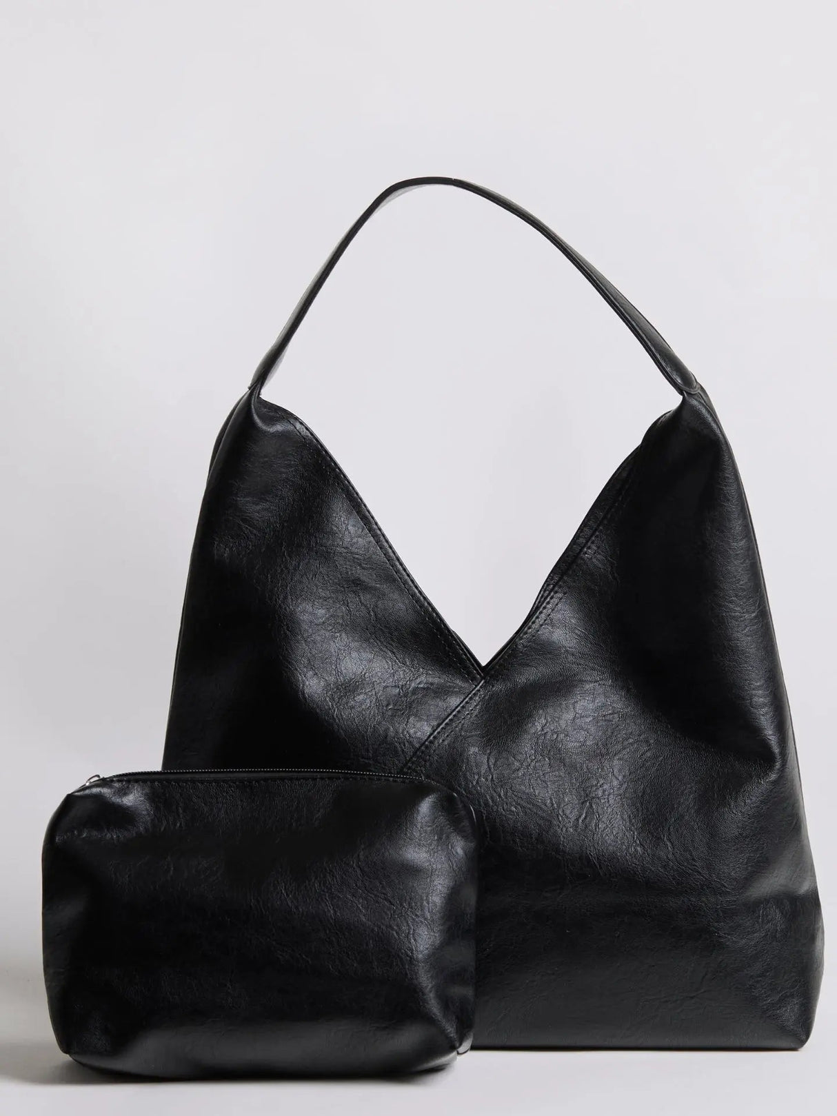 Sleek Shoulder Bag for Women – Spacious Design & Stylish Aesthetic