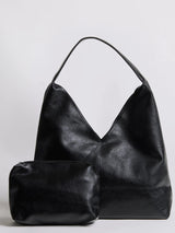 Sleek Shoulder Bag for Women – Spacious Design & Stylish Aesthetic