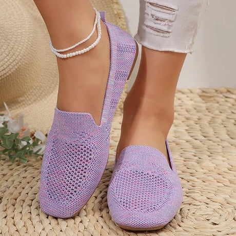 Slip-On Casual Sneakers for Women – Stylish & Comfortable 1