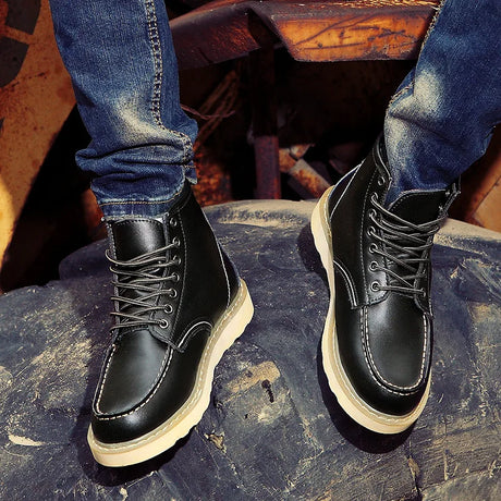 Stylish Black Ankle Boots for Men – Comfortable & Versatile Footwear