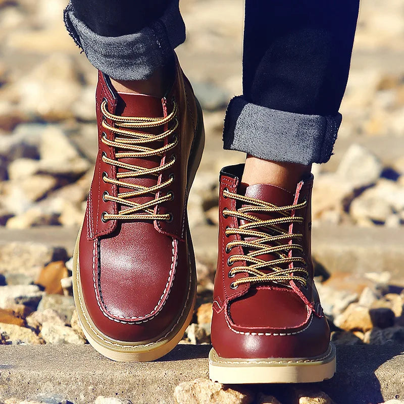 Stylish Black Ankle Boots for Men – Comfortable & Versatile Footwear