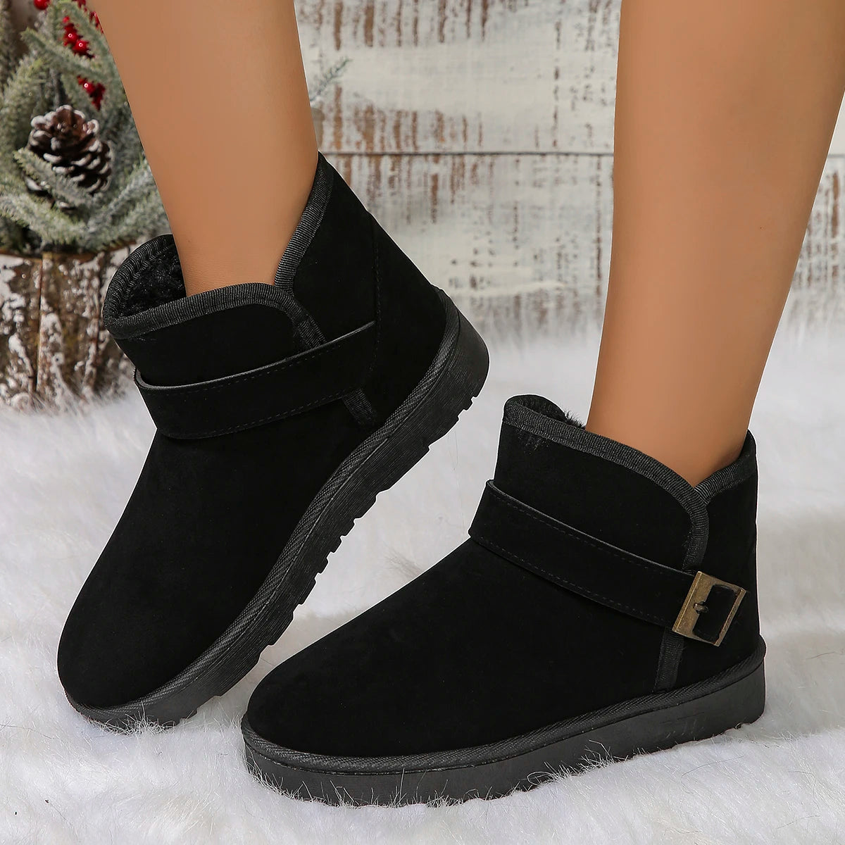 Textured Winter Snow Boots for Women – Cozy & Supportive Design