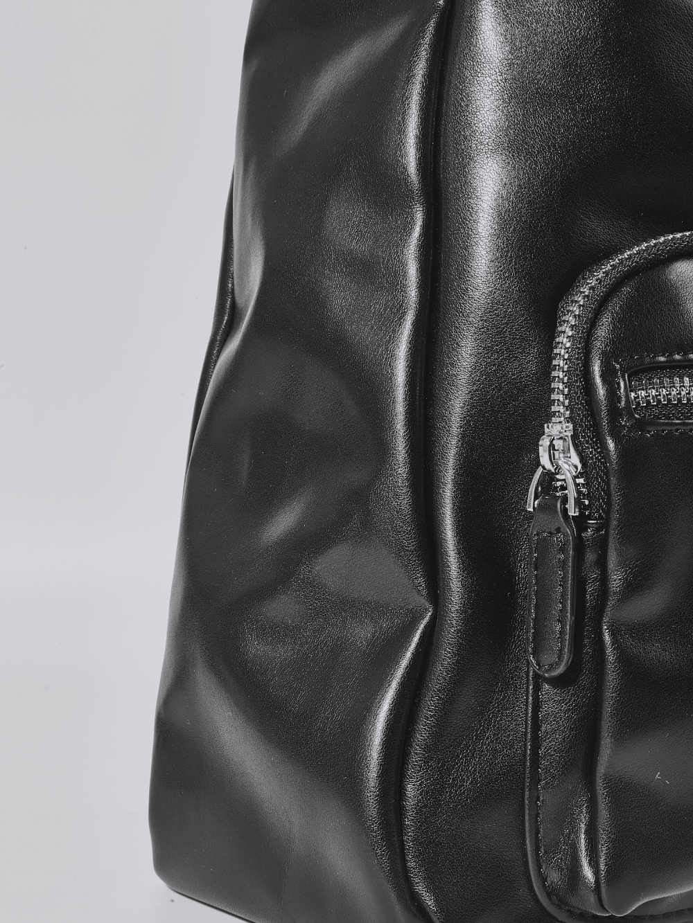 Vegan Leather Shoulder Bag for Women – Stylish & Functional