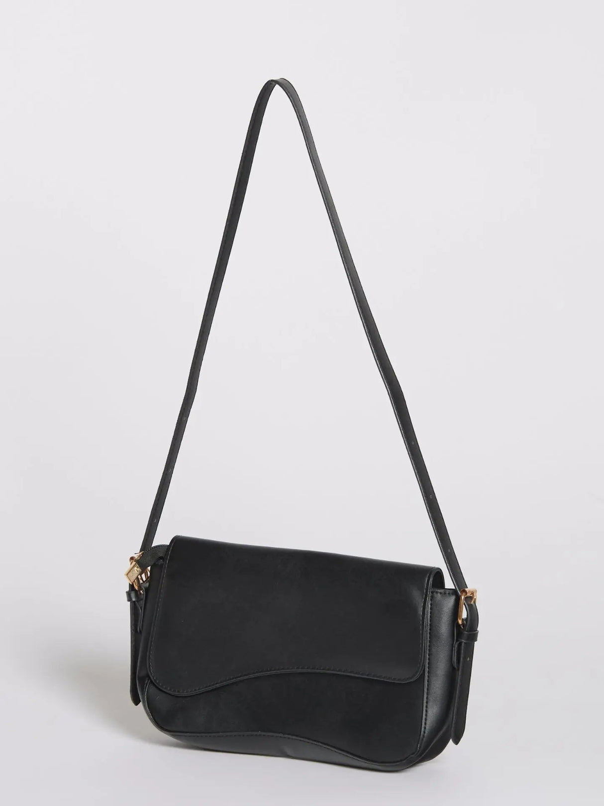 Vegan Leather Shoulder Bag for Women – Stylish & Versatile
