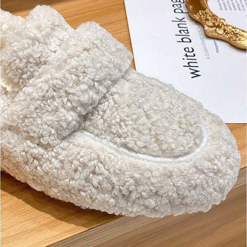 Waterproof Slip-On Loafers for Women – Comfortable & Stylish for All Seasons