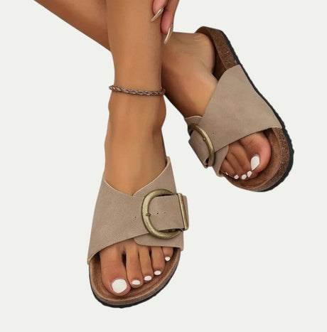 Women Comfortable Slip On Leather Sandals